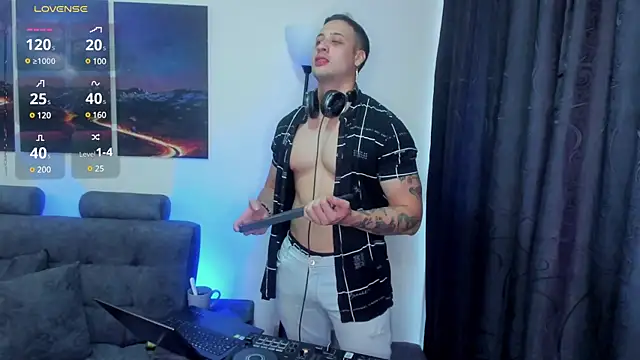 matt saill online show from March 18, 10:58 pm