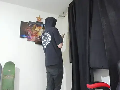 Snapshot of liiarosex chatting on June 25, 5:12 am liiarosex online show from June 25, 5:12 am