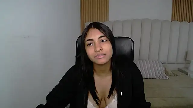 Snapshot of shaneelle chatting on May 21, 12:12 pm shaneelle online show from May 21, 12:12 pm
