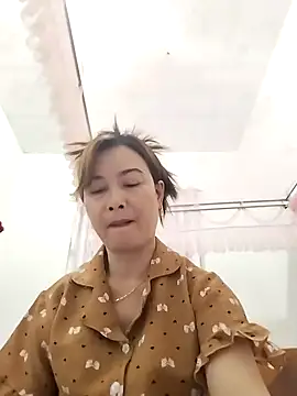 Sexy-ladyboobs20 online show from December 31, 11:42 am