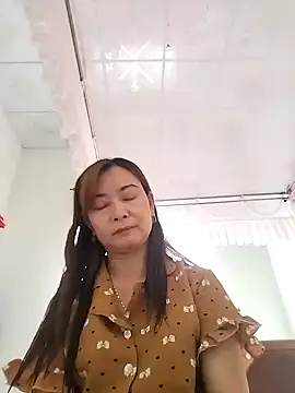 Sexy-ladyboobs20 online show from January 5, 8:22 am