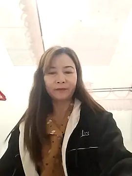 Sexy-ladyboobs20 online show from January 5, 10:40 pm