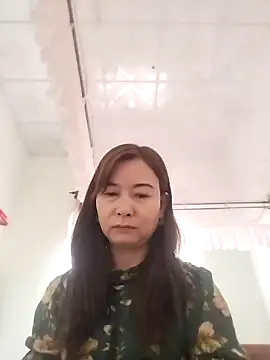 Sexy-ladyboobs20 online show from January 20, 5:15 am