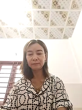 Sexy-ladyboobs20 online show from October 1, 5:57 am