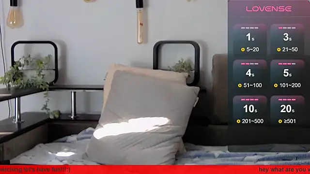 CarterCole online show from February 21, 11:22 am