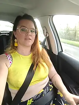 Snapshot of XXJulieXXhot chatting on March 1, 8:27 am XXJulieXXhot online show from March 1, 8:27 am