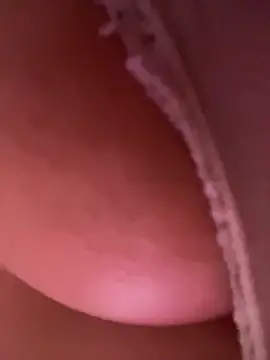 izanmiller2001 online show from December 19, 6:20 am