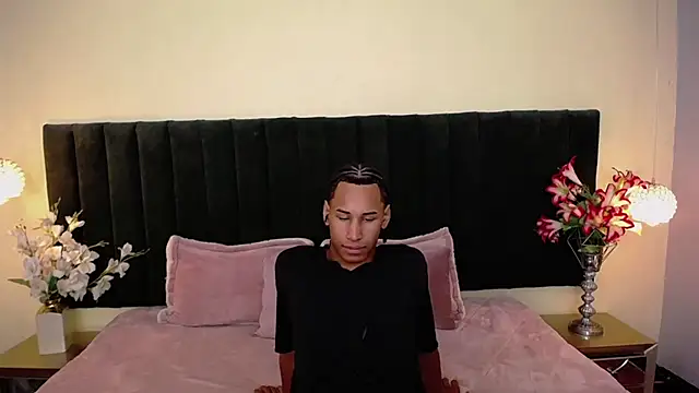 soft attraction online show from October 17, 7:49 pm