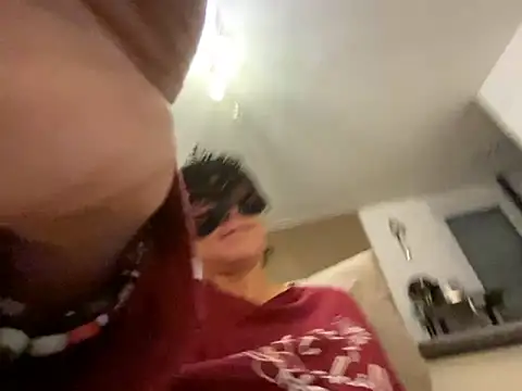 Marilou1983 online show from September 19, 9:04 pm