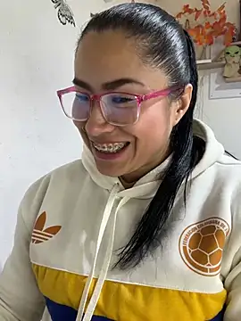 Snapshot of Sweet__Nurse1 chatting on May 18, 7:41 pm Sweet Nurse1 online show from May 18, 7:41 pm