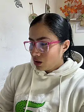 Snapshot of Sweet__Nurse1 chatting on June 3, 10:48 pm Sweet Nurse1 online show from June 3, 10:48 pm
