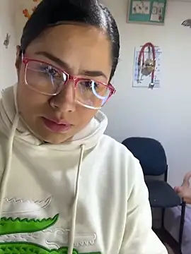 Snapshot of Sweet__Nurse1 chatting on June 14, 5:59 pm Sweet Nurse1 online show from June 14, 5:59 pm