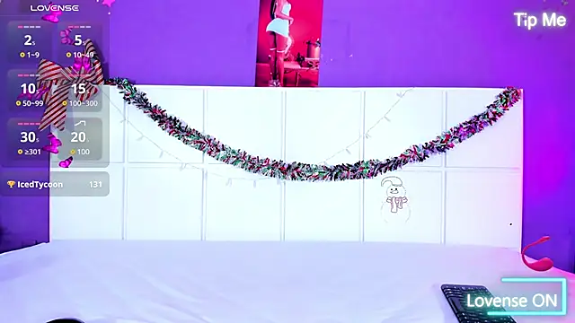 Snapshot of SunnyPage chatting on January 9, 6:26 pm SunnyPage online show from January 9, 6:26 pm