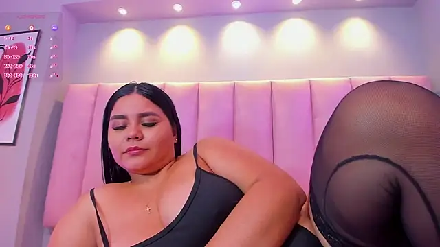 KeilyRoss online show from March 23, 2:26 am