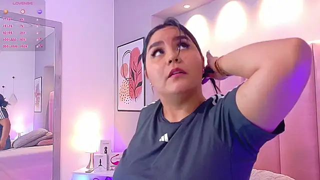 KeilyRoss online show from February 21, 7:59 pm