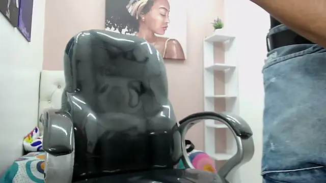 Noha scott online show from December 7, 9:11 pm