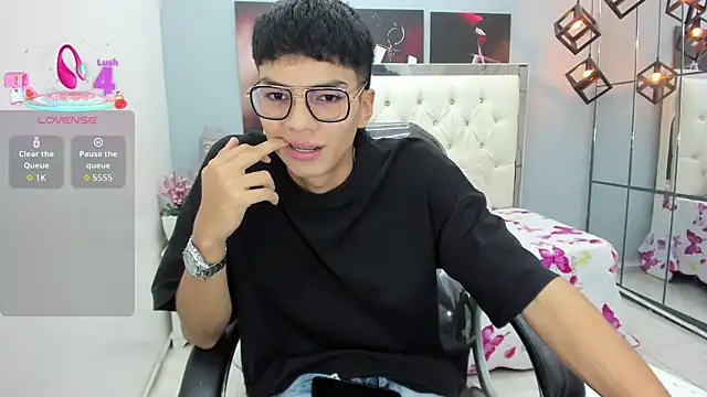 Noha scott online show from September 27, 11:10 pm