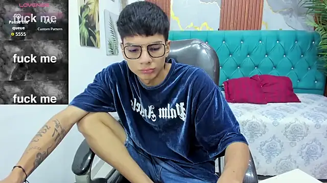 Noha scott online show from February 25, 11:14 pm