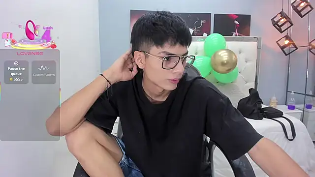 Noha scott online show from March 17, 11:19 pm