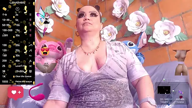 Snapshot of IngritBitch chatting on November 27, 2:30 pm IngritBitch online show from November 27, 2:30 pm