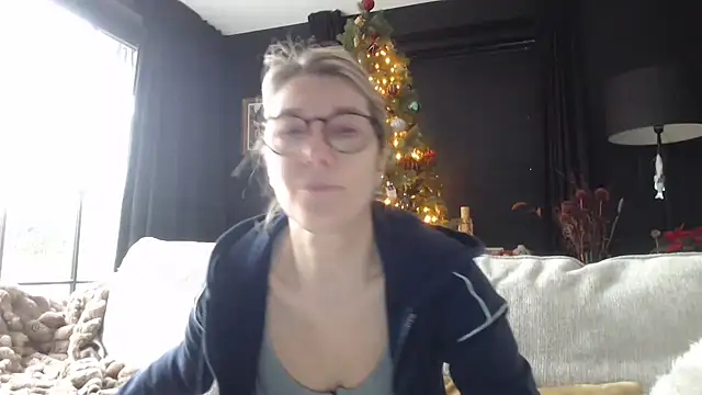 godinflower online show from December 4, 10:13 am