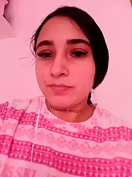 Snapshot of Juanamd1 chatting on December 22, 9:22 am Juanamd1 online show from December 22, 9:22 am