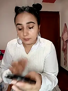 Snapshot of Juanamd1 chatting on January 17, 8:24 am Juanamd1 online show from January 17, 8:24 am