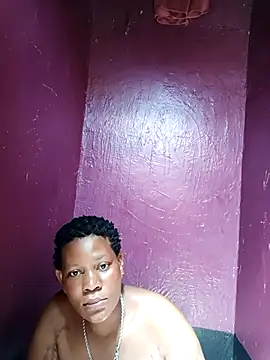 Snapshot of Broan_me chatting on February 18, 8:38 am Broan me online show from February 18, 8:38 am