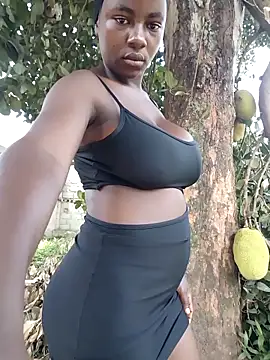 Snapshot of Broan_me chatting on November 19, 5:40 am Broan me online show from November 19, 5:40 am