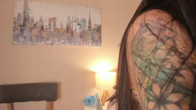 dakotaa   online show from November 10, 8:30 pm