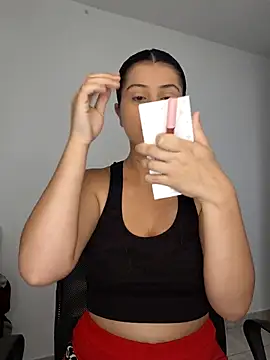 Snapshot of Nahiajhonson_ chatting on July 12, 11:34 am Nahiajhonson online show from July 12, 11:34 am