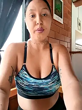 SamaraJay1 online show from December 3, 4:05 pm