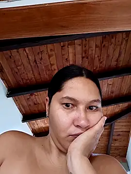 Snapshot of SamaraJay1 chatting on May 10, 1:16 pm SamaraJay1 online show from May 10, 1:16 pm