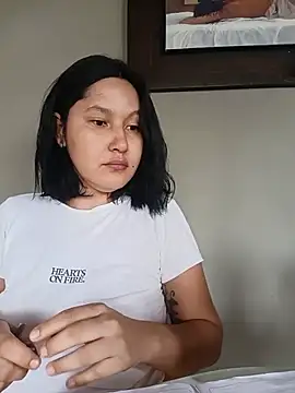 Snapshot of SamaraJay1 chatting on June 1, 3:58 pm SamaraJay1 online show from June 1, 3:58 pm
