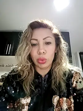 coral smitth online show from March 1, 10:42 pm