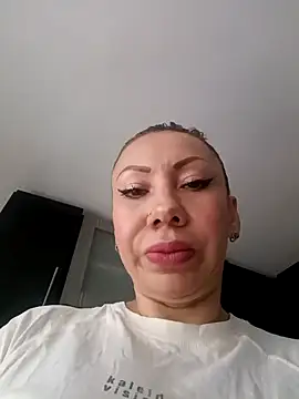 coral smitth online show from March 11, 8:53 pm