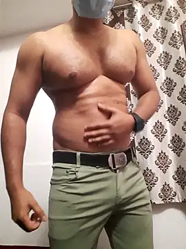 Guyinshortss online show from March 27, 8:19 pm