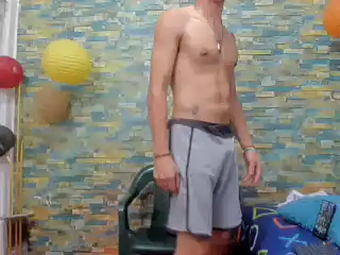 Snapshot of MasterSEX420 chatting on January 12, 6:06 am MasterSEX420 online show from January 12, 6:06 am