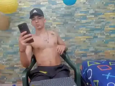 Snapshot of MasterSEX420 chatting on January 13, 2:00 pm MasterSEX420 online show from January 13, 2:00 pm