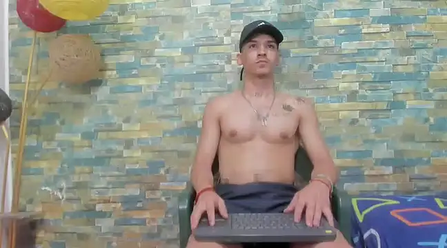 Snapshot of MasterSEX420 chatting on January 20, 3:59 am MasterSEX420 online show from January 20, 3:59 am