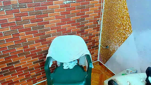 Snapshot of MasterSEX420 chatting on February 19, 6:32 pm MasterSEX420 online show from February 19, 6:32 pm