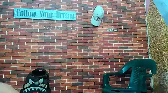 Snapshot of MasterSEX420 chatting on February 23, 12:48 pm MasterSEX420 online show from February 23, 12:48 pm