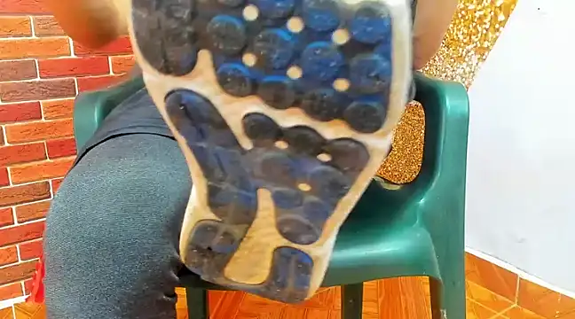 Snapshot of MasterSEX420 chatting on February 23, 3:51 pm MasterSEX420 online show from February 23, 3:51 pm