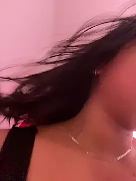 Snapshot of EmmaTorres_ chatting on January 26, 4:20 pm EmmaTorres online show from January 26, 4:20 pm