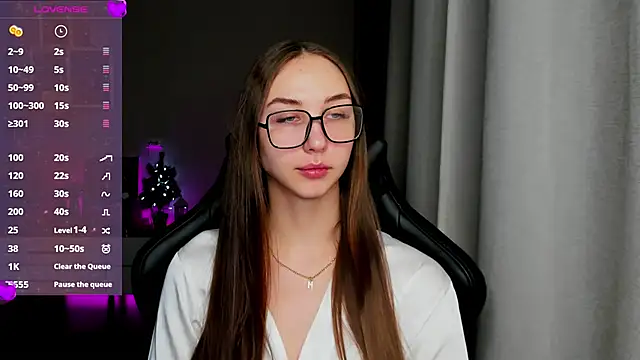 Snapshot of Sm0ly chatting on January 31, 1:33 am Sm0ly online show from January 31, 1:33 am