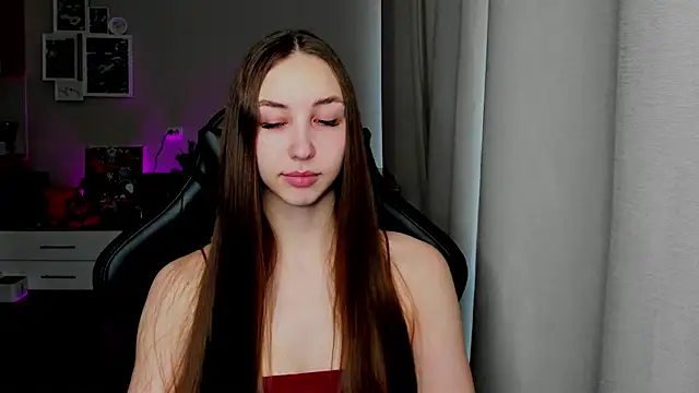Snapshot of Sm0ly chatting on March 30, 2:45 am Sm0ly online show from March 30, 2:45 am
