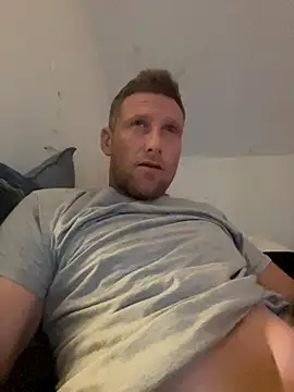 aaronmc311840 online show from September 24, 10:46 pm