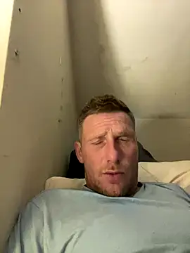 aaronmc311840 online show from October 6, 12:08 am