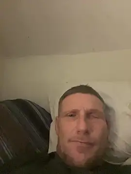 aaronmc311840 online show from October 19, 3:51 am