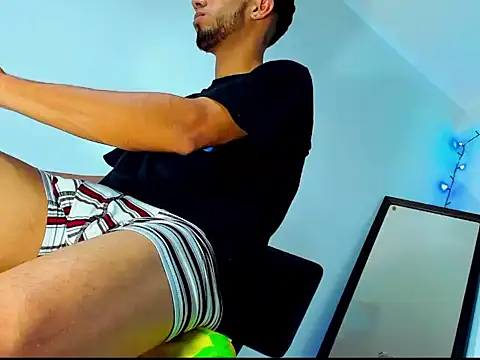 Gregory hard online show from January 18, 9:45 pm